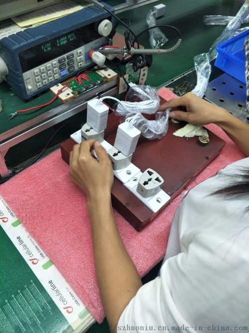 美容仪器充电头5v1a,中规白色带线充电器生产工厂